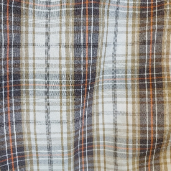 Carhartt Men's Relaxed Fit Plaid Button Down Short Sleeve Shirt Sz XL Outdoors - Picture 3 of 9